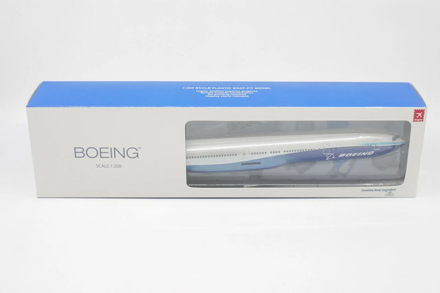 Hogan Boeing 777-300ER Boeing New Livery 1/200 Aircraft Scale Model