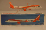 EasyJet Airbus A321Neo Snap-Fit Model Plane 1/200