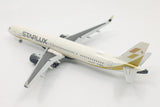 Hogan STARLUX Airlines Airbus A321NEO (with wooden stand and landing gear) 1/200 Scale