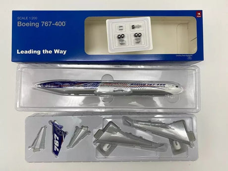 Hogan Boeing 767-400 Boeing "Leading The Way" N76400 1/200 Scale