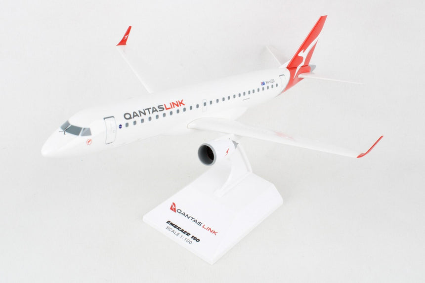 SkyMarks Qantas E190 1/100 Scale