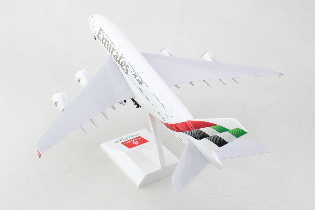 Skymarks Emirates Airbus A380-800 with Gear 1/200 SKR1135