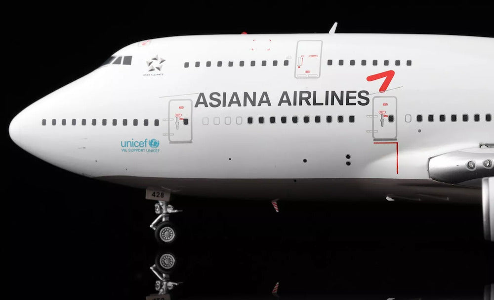 Asiana アシアナ航空 B747-400 1/200 Asiana Airlines - B747-400 - HL7428 - L2003 - 35.3cm - Scale