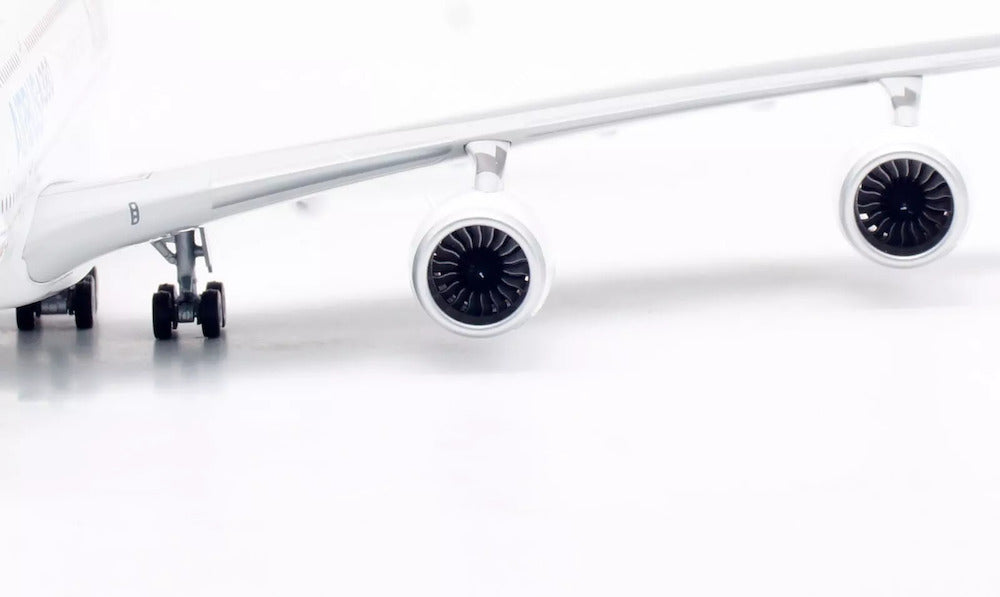 SQ Wings Airbus House Color "Love at First Flight" Airbus A380 F-WWDD 1/200 Scale