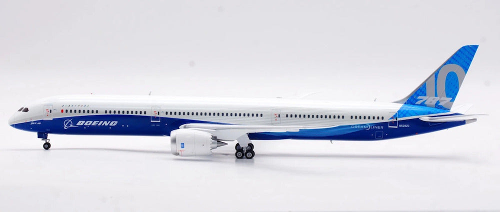 SQ Wings Boeing 