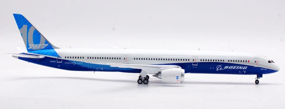 【レア】BOEING 787 模型 ハウスカラー レア】BOEING 787 模型 ハウスカラー