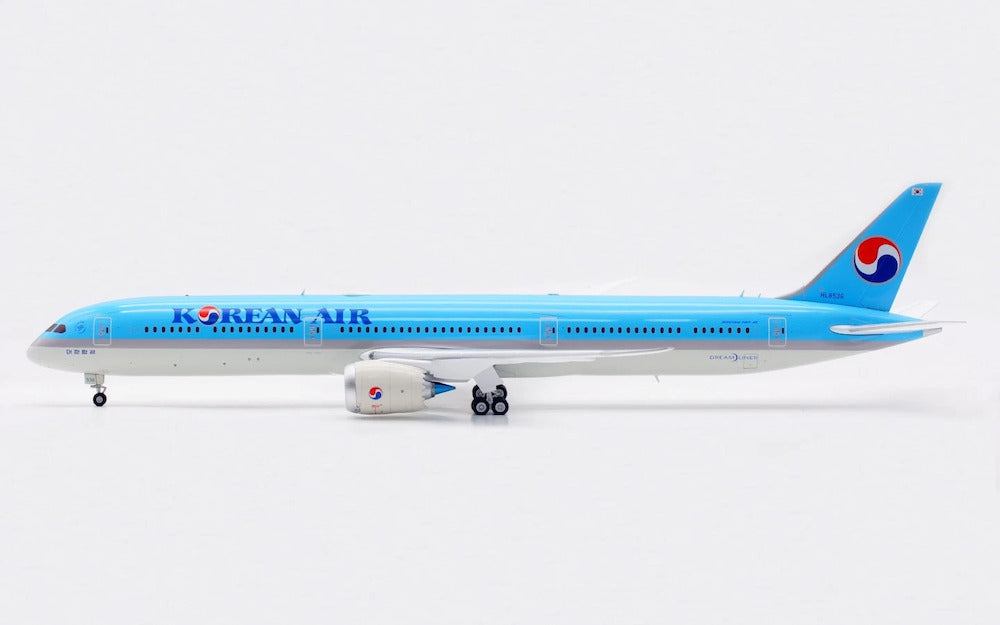 模型　KOREAN AIR BOEING 787-10 スケール1:200 模型 KOREAN AIR BOEING 787-10 スケール1:200
