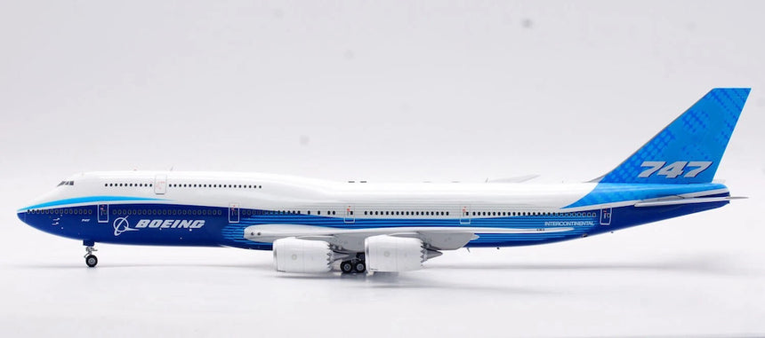 SQ Wings Boeing “House Dreamliner” Boeing B747-8 1/200 Aircraft Scale Model