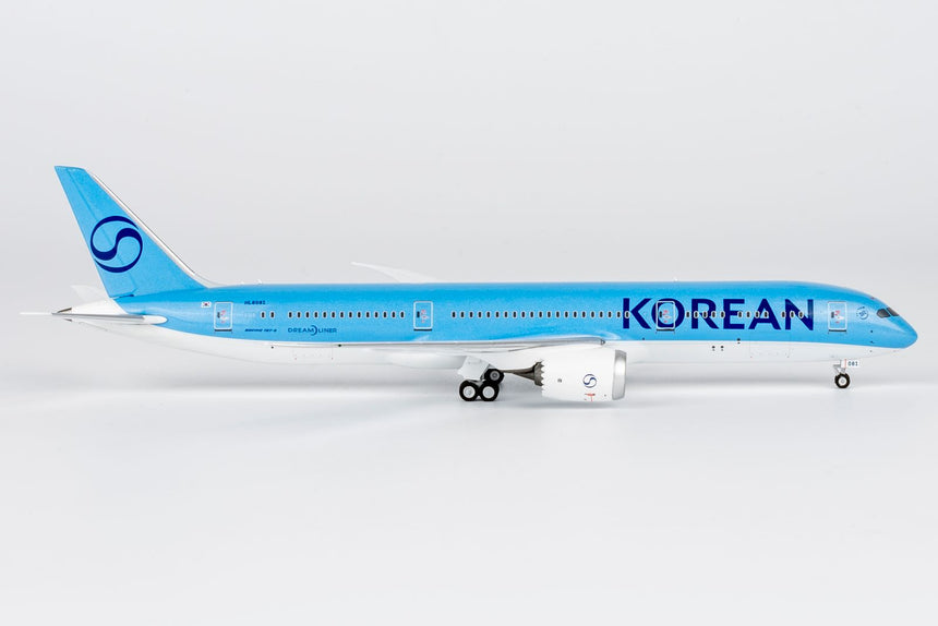 NG Models Korean Air (Korean Air's first 787-9 in 2025's livery) Boeing 787-9 Dreamliner HL8081 1/400 Aircraft Scale Model