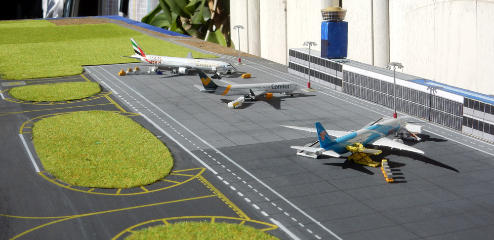 herpa airport diorama